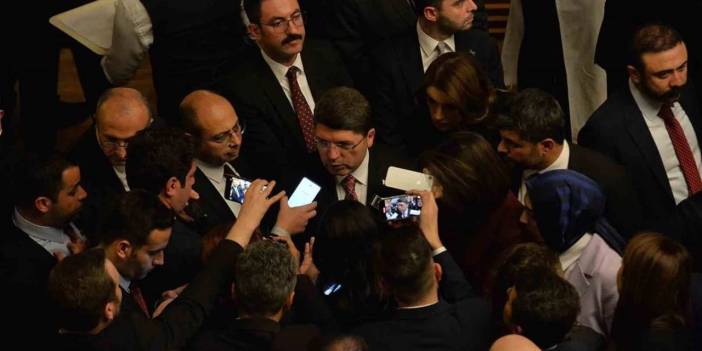 Bakan Tunç, Bahçeli'nin, 'DEM Parti'ye kapatma davası açılması'na ilişkin soruyu yanıtladı