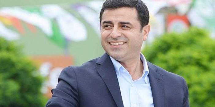 Ertuğrul Özkök, Demirtaş için sordu: Biz Türkler 42 yıl hapse mahkum olan o insan kimdir biliyor muyuz?