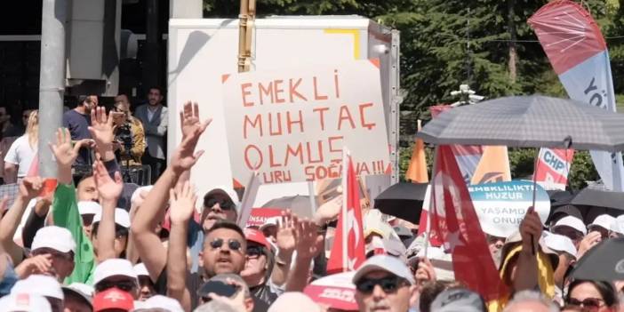 Emekliler yaşadıklarını anlatıyor: '3 kez İŞKUR’a başvurdum devlet iş vermiyor ama dilendirmeye mecbur bırakıyor'