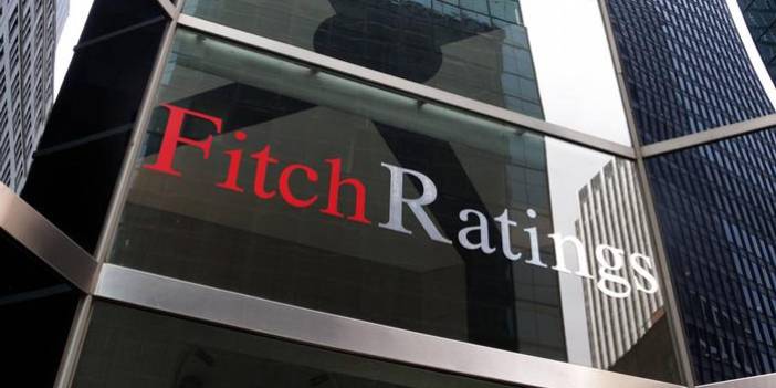 Fitch, Türkiye'nin kredi notunu yükselti