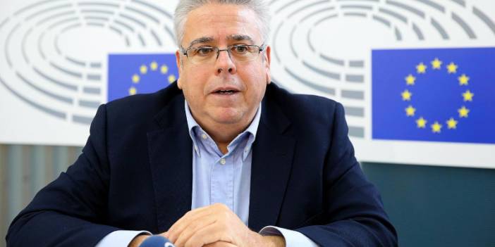 Amor'dan Ankara'ya zehir zemberek eleştiriler: HDP kapatılırsa üyelik süreci biter