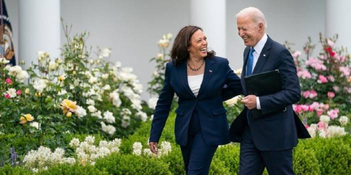 Biden'dan Başkan Yardımcısı Kamala Harris'in adaylığına destek