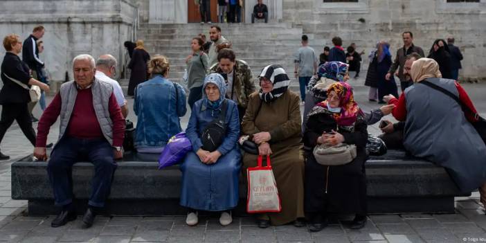 Nüfusu yaşlanan Türkiye nasıl önlem almalı?