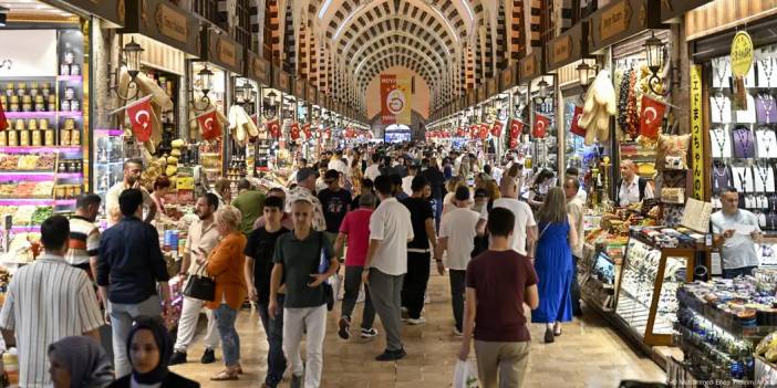 Yıl sonu enflasyon tahminleri yükseldi