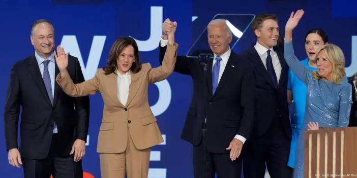 Biden'dan Harris'e tam destek