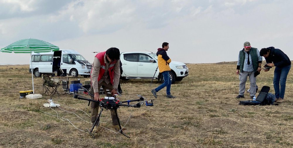 Malazgirt savaş alanını dron ve manyometre yardımıyla arıyorlar
