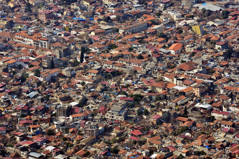 Antakya Kalesi’nden merkezdeki yıkım böyle görüntülendi