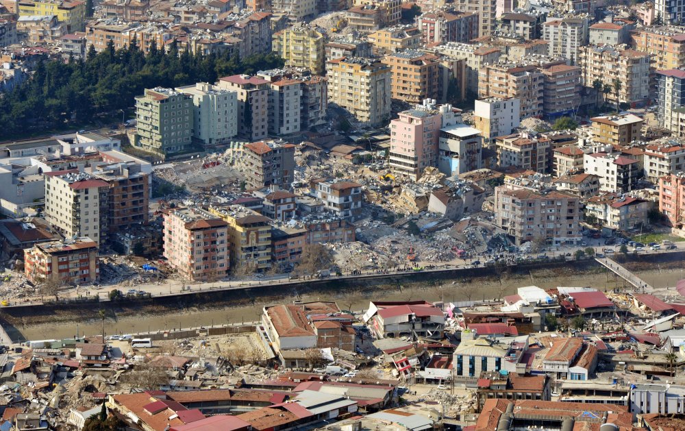 Antakya Kalesi’nden merkezdeki yıkım böyle görüntülendi