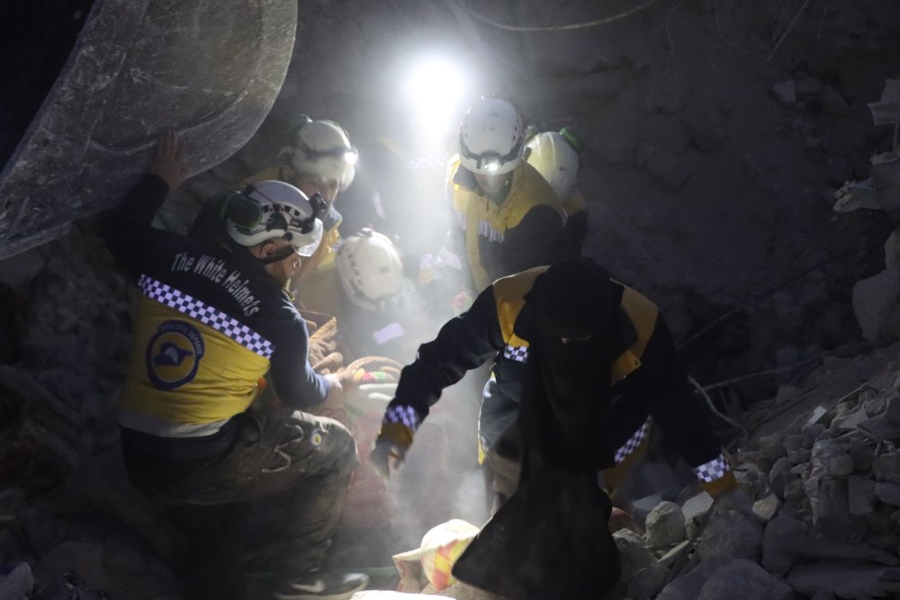 Suriye’de hayatını kaybedenlerin sayısı 3 bin 384’ü geçti