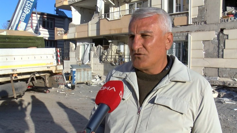 Afetzedelere taşınma telaşına 'deprem tarifesi': 'Yüzde 100 fiyat artışı söz konusu değil, çatışma alanında çalışmak gibi'