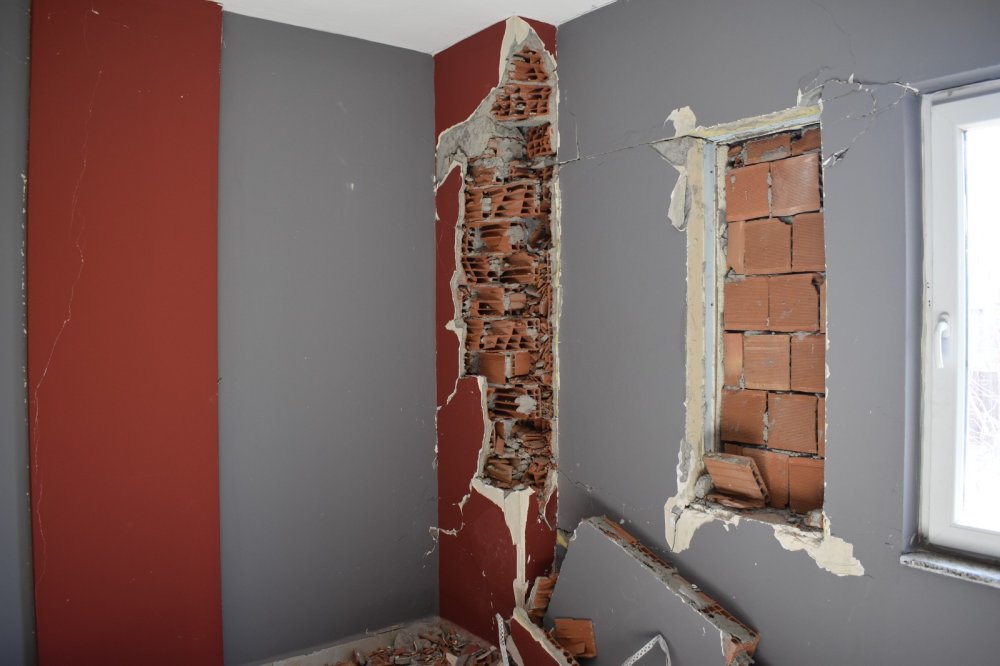 Kolon hırsızlığı! Bina sakinleri gözlerine inanamadı