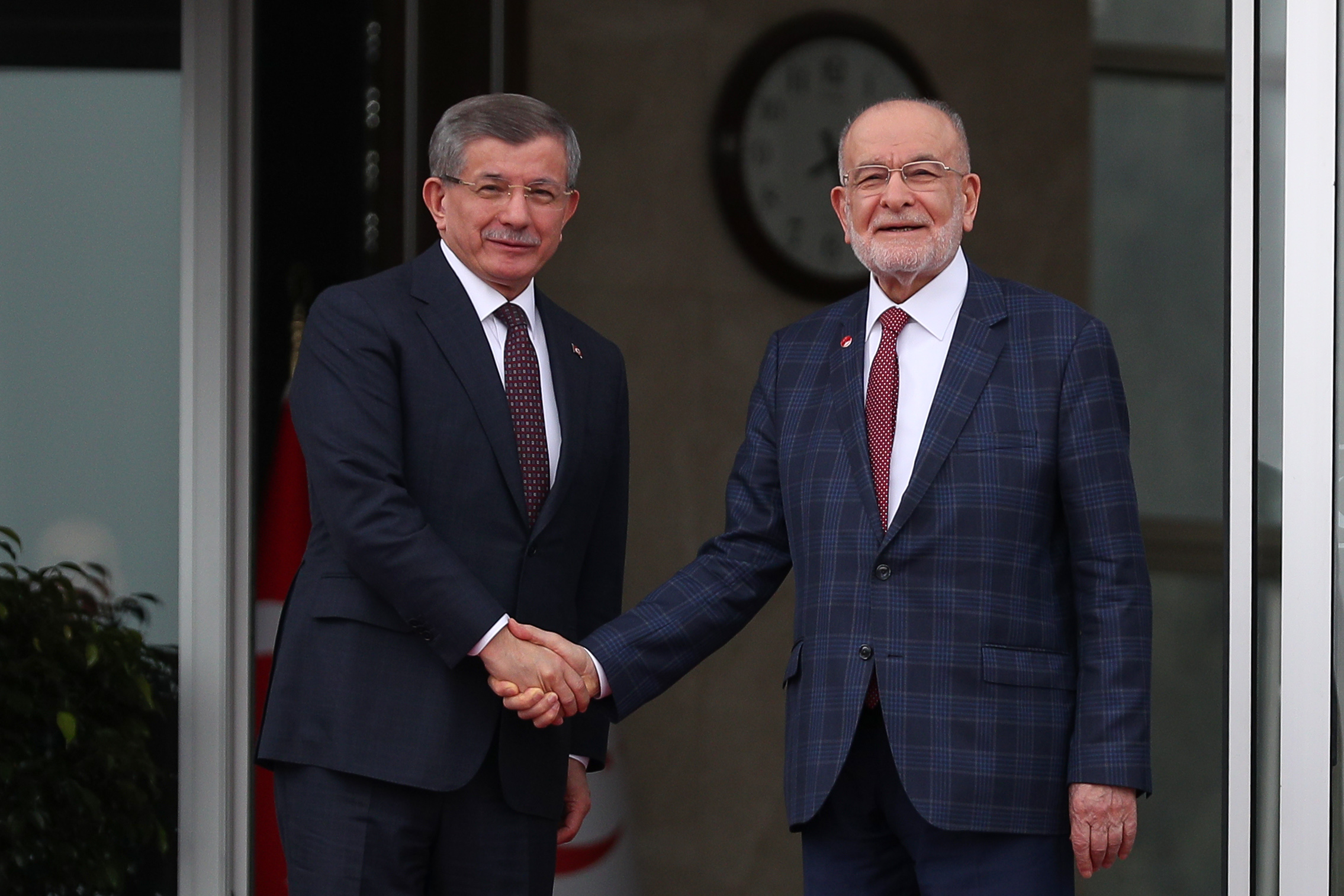 5 lider Saadet Partisi’nde bir araya geldi