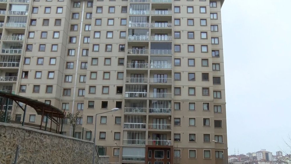 Tuzla'da aidat protestosu: 'Bizim isyanımız var'