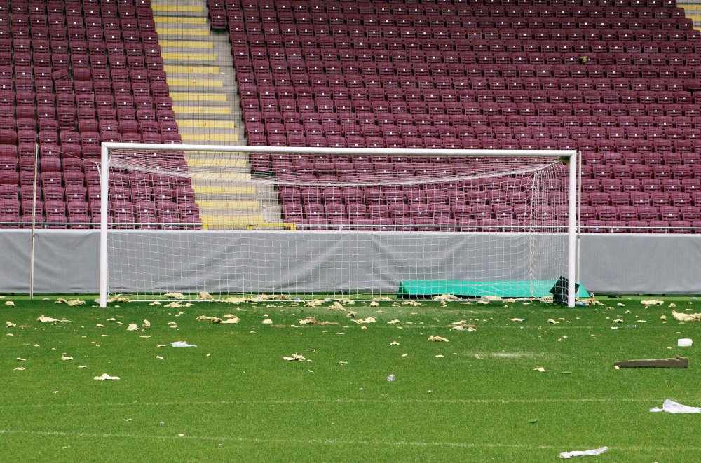 Aydın Toksöz depremden sonra ilk defa stada geldi: 'Atsu’nun gol attığı noktada sarı bir duba duruyor. Onu görünce içim yandı'