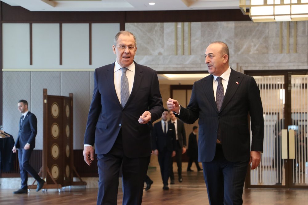 Çavuşoğlu, Rusya Dışişleri Bakanı Lavrov ile görüştü: Suriye süreci şeffaf bir şekilde devam etmeli
