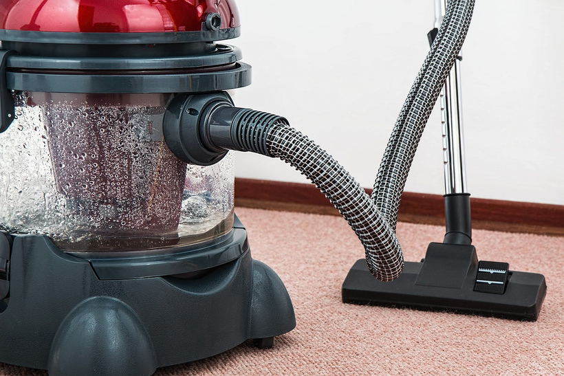 vacuum-cleaner-657719-1280-sgap.jpg