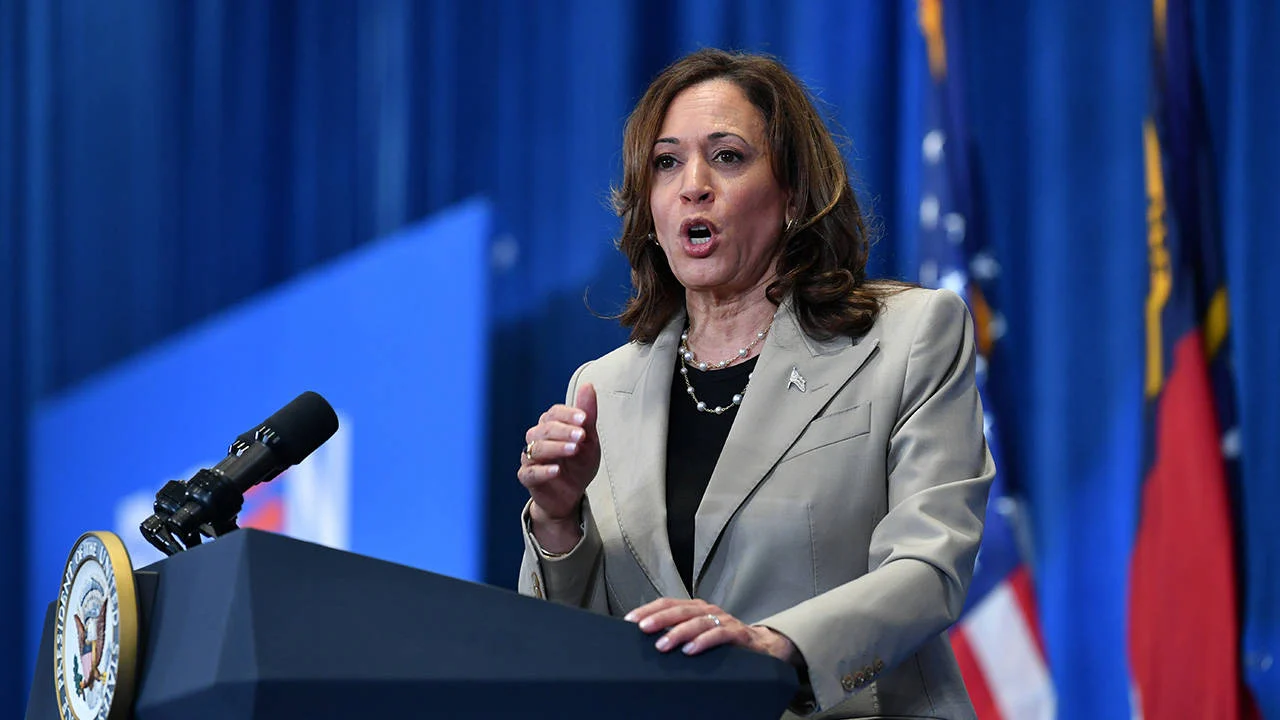 2024/08/05/kamala-harris-1.webp