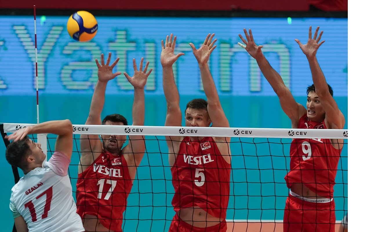 aa-20240829-35513841-35513828-voleybol-turkiye-macaristan.jpg