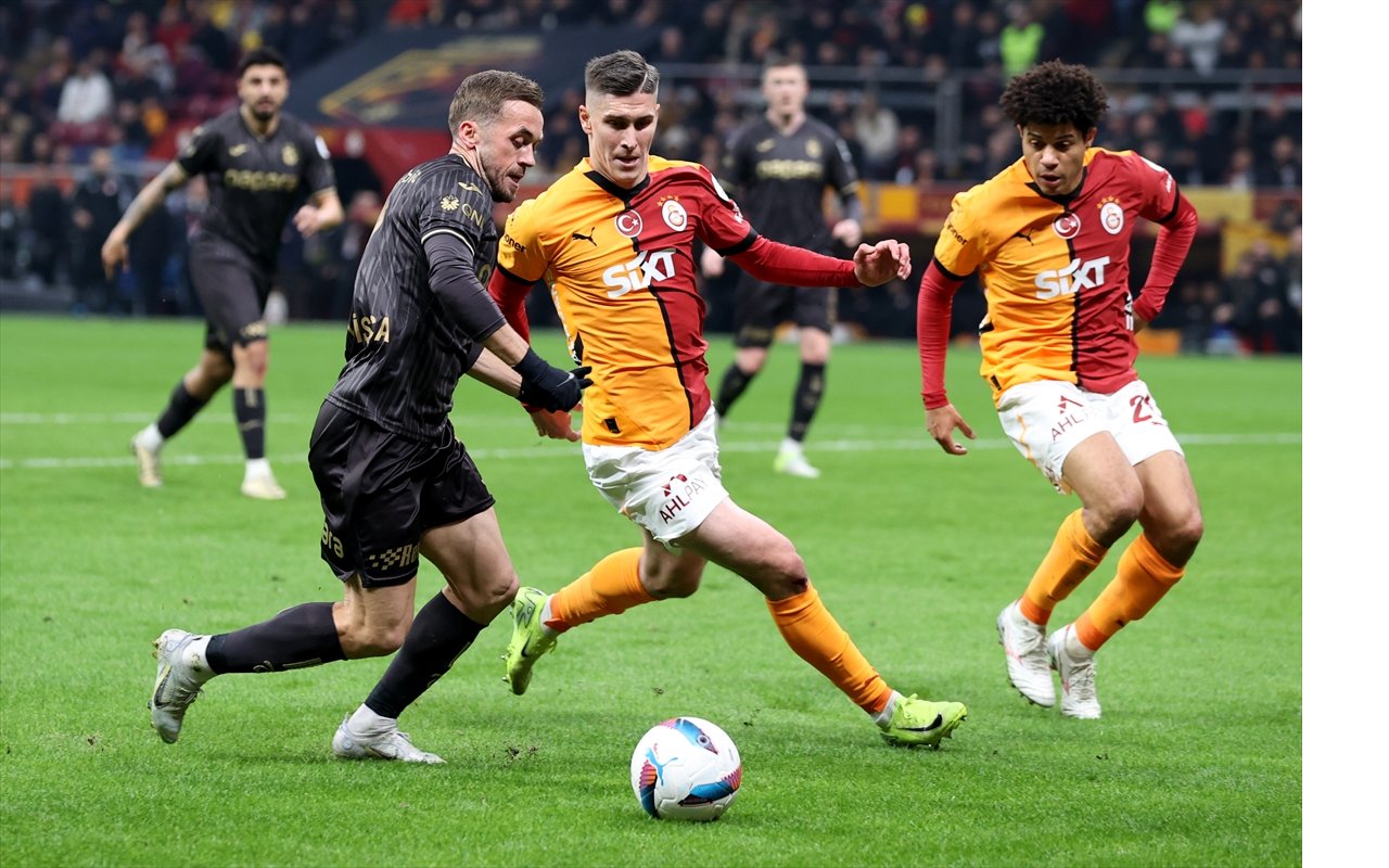 aa-20241216-36502837-36502834-galatasaray-trabzonspor.jpg