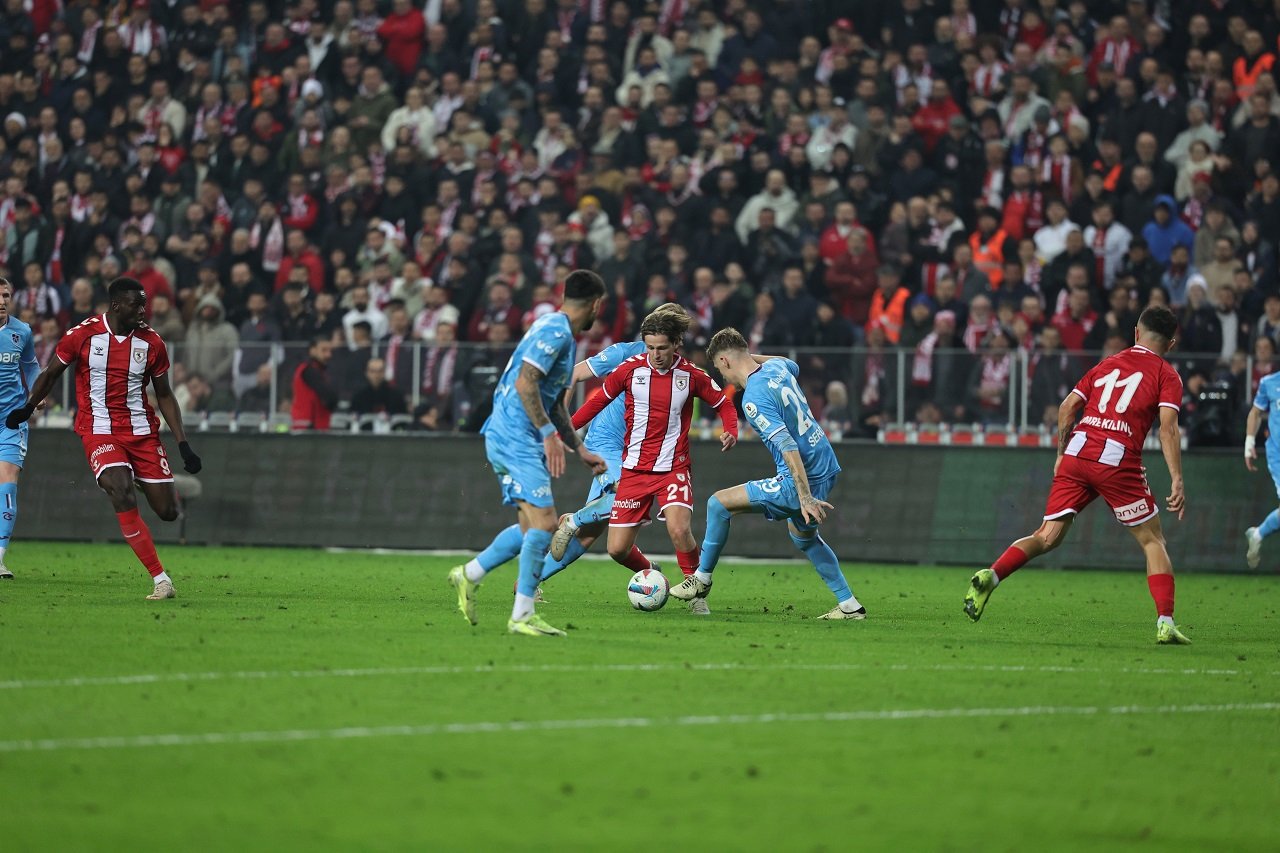 samsunspor-trabzonspor-2-1-501560-148443.jpg