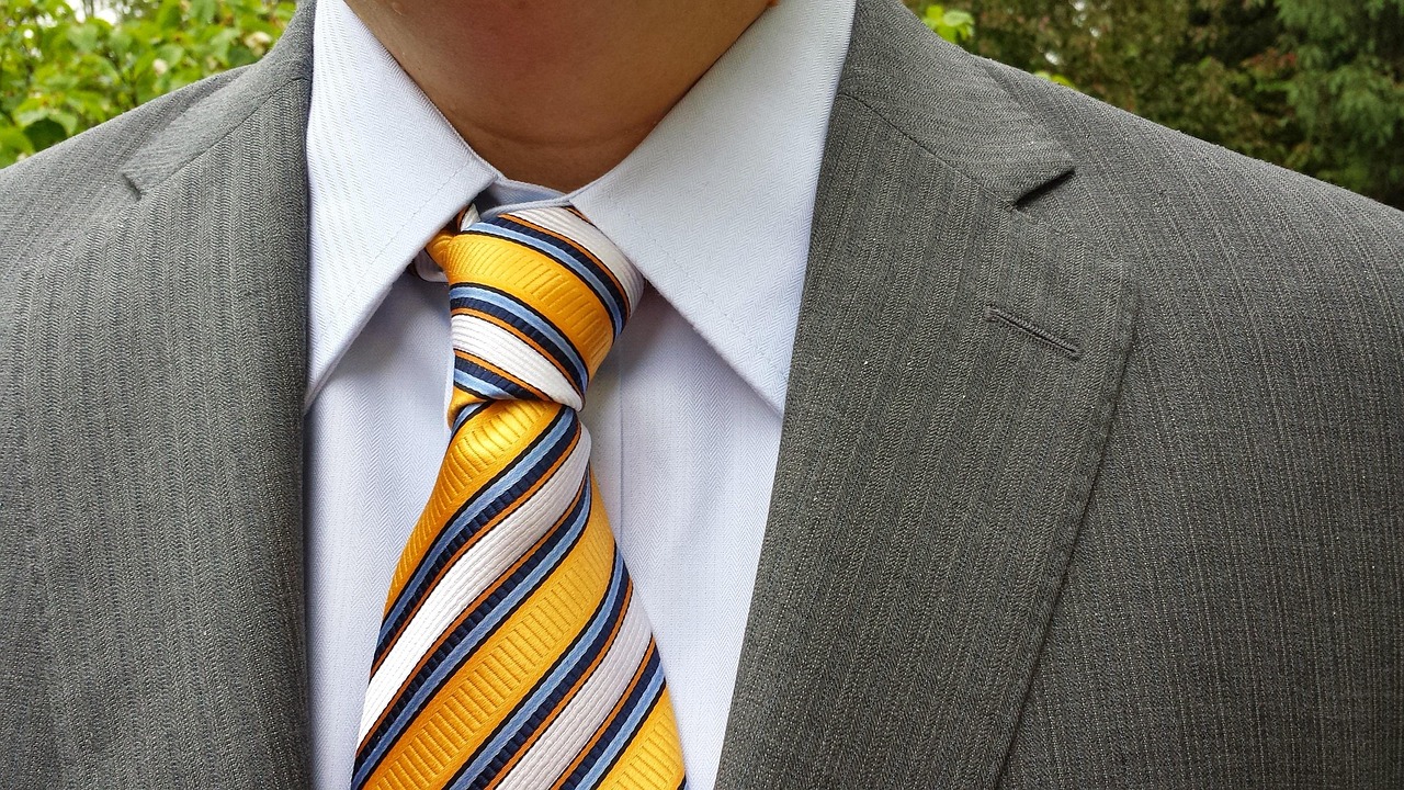 business-man-358893-1280.jpg