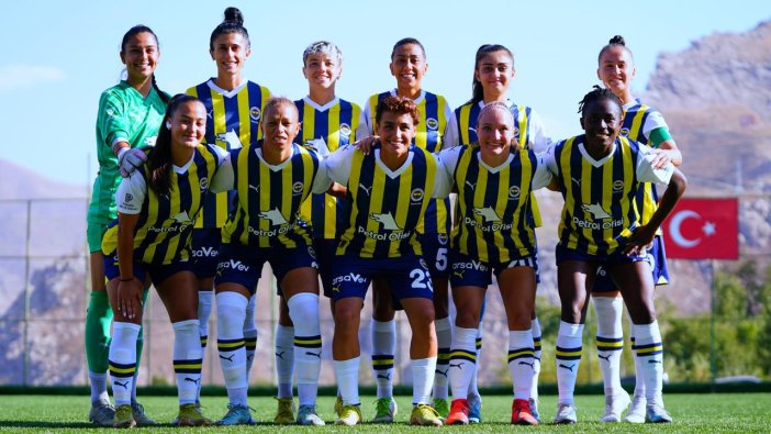 fenerbahce-kadin-futbol-takimi-2109017.jpg