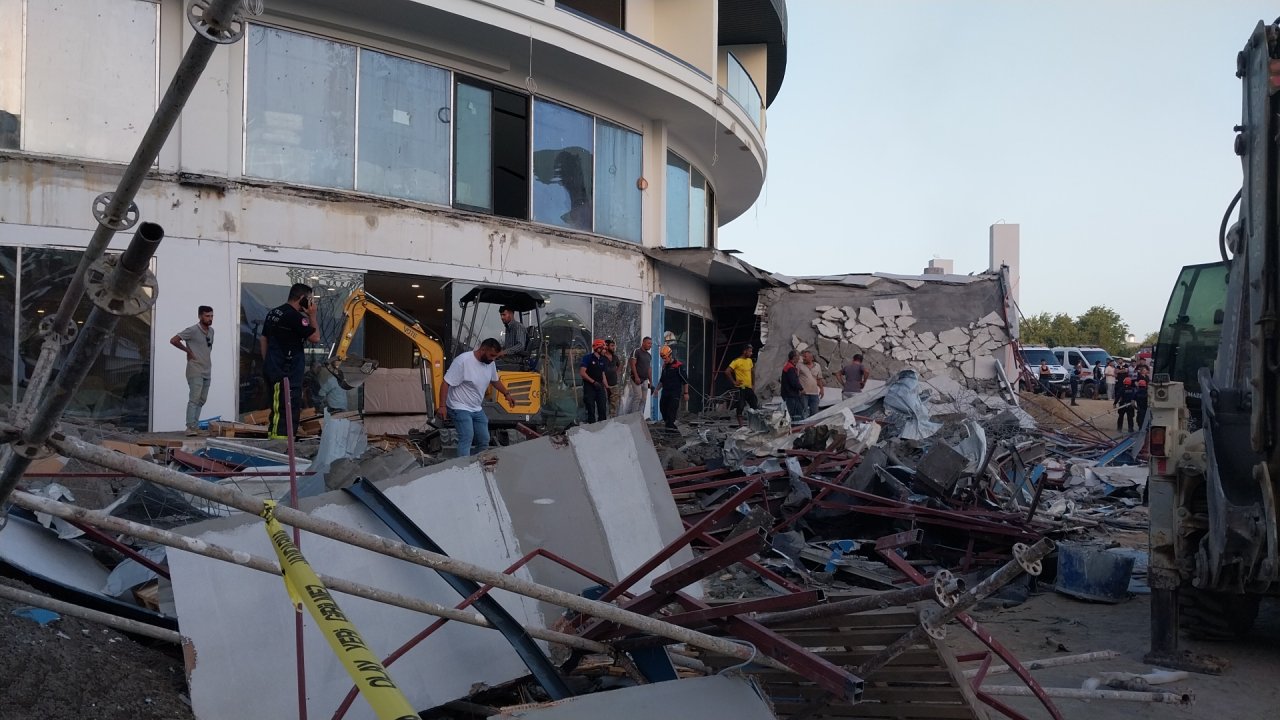 antalyada-5-yildizli-otel-insaatinda-te-729227-215508.jpg