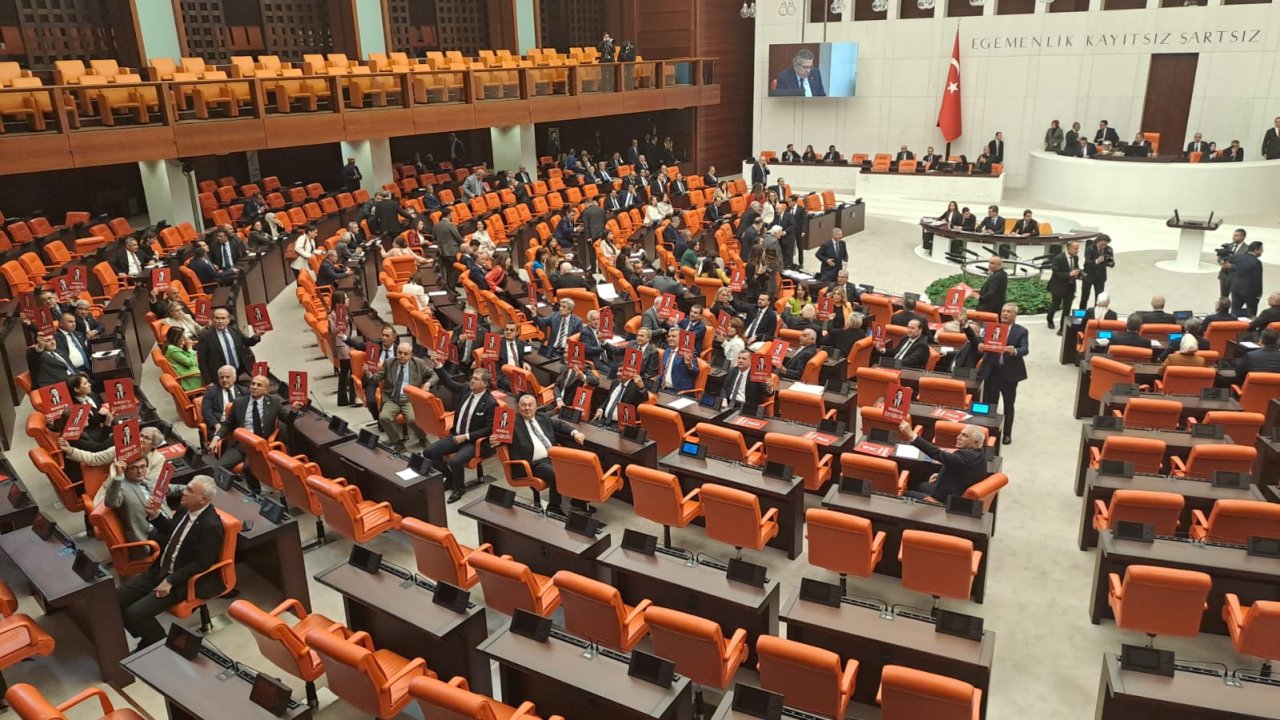 numan-kurtulmus-yeniden-tbmm-baskani-se-749141-221119.jpg
