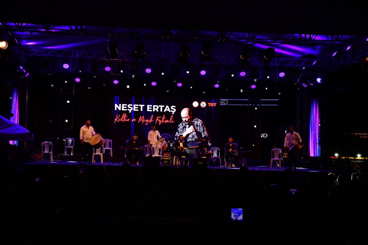 neset-ertas-kultur-ve-muzik-festivali-858434-254664.jpg