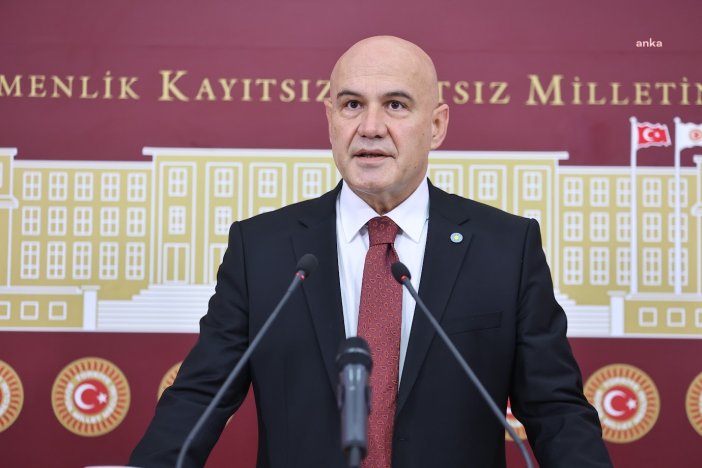 turhan-comez-foto.jpg