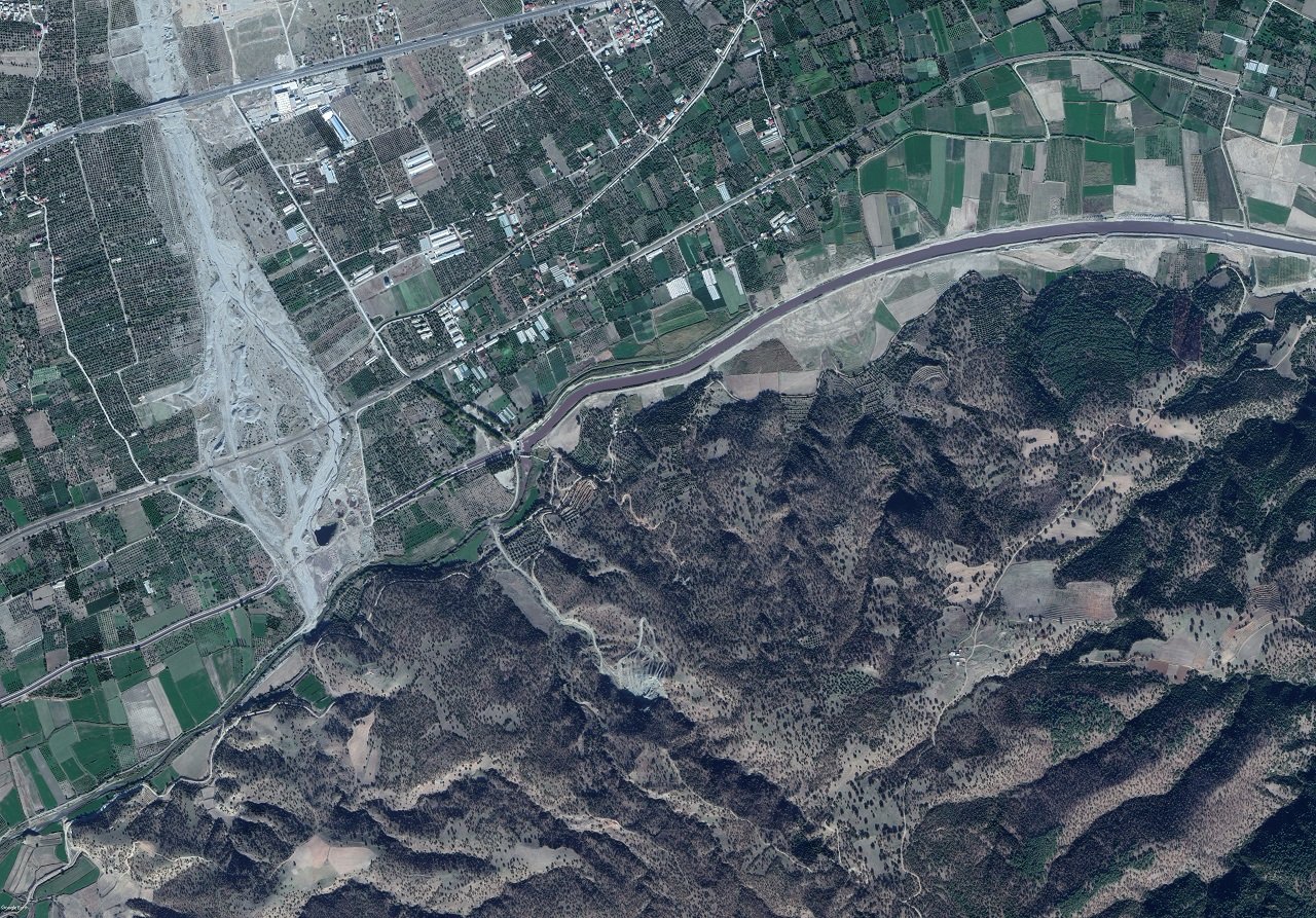 aydin-izmir-highway-18.jpg