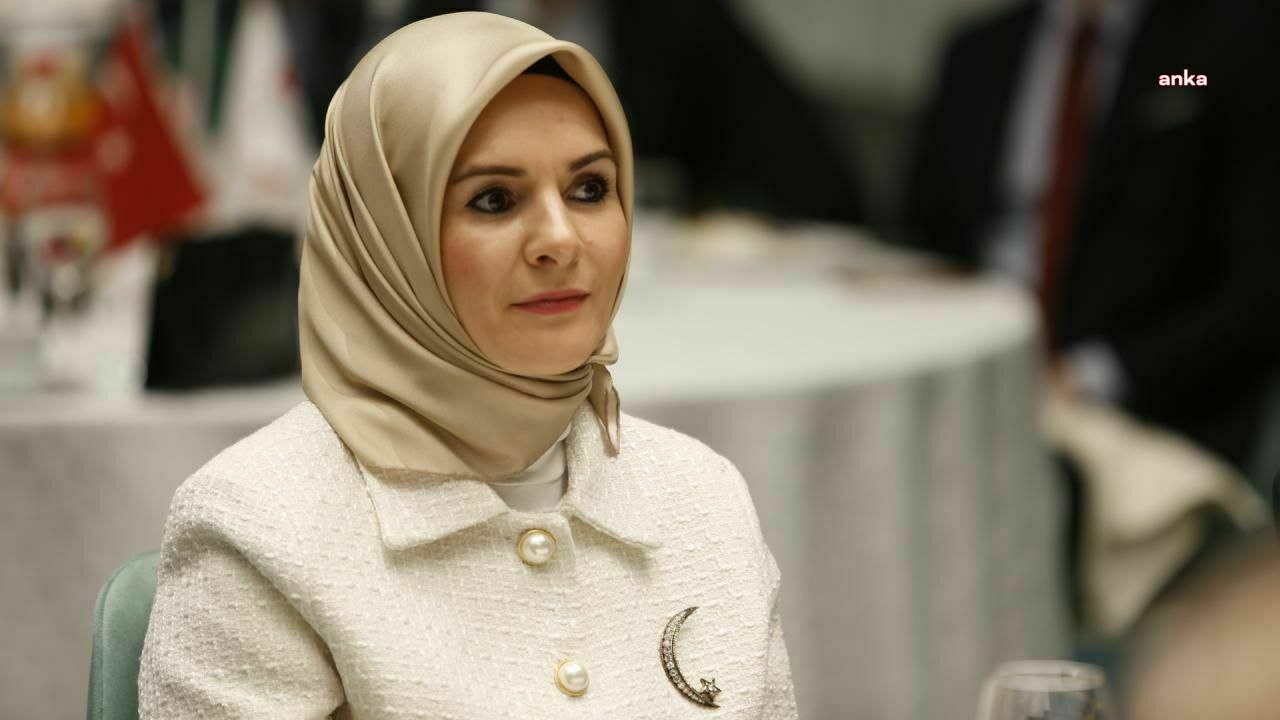 mahinur-ozdemir-goktas